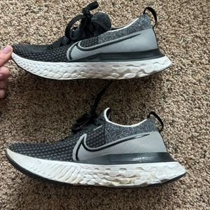 Nike Flyknit